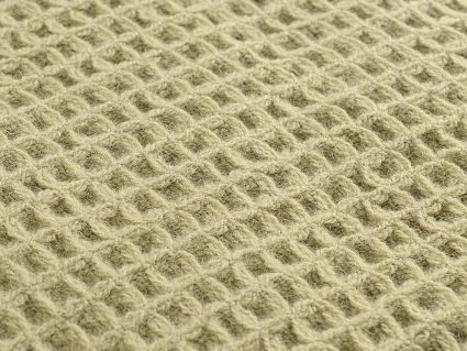 Плед Tkano Essential из шерсти травянисто-зеленый